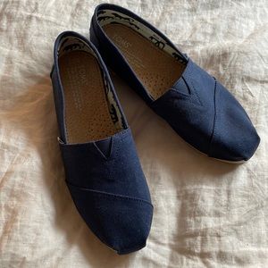 Navy Toms - 7.5